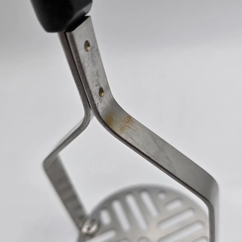 Vtg Ekco Forge Stainless Steel Vegetable Potato Masher  - Black‎ Handle